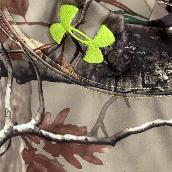 Under Armour Camo shirt - Picture 3 of 5